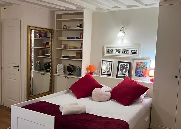 Charming In Heart Of Saint-germain-des-pres * Paris